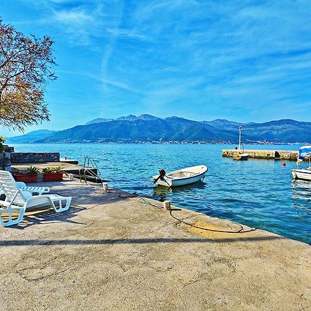 Kjara Apartments Tivat Exterior foto