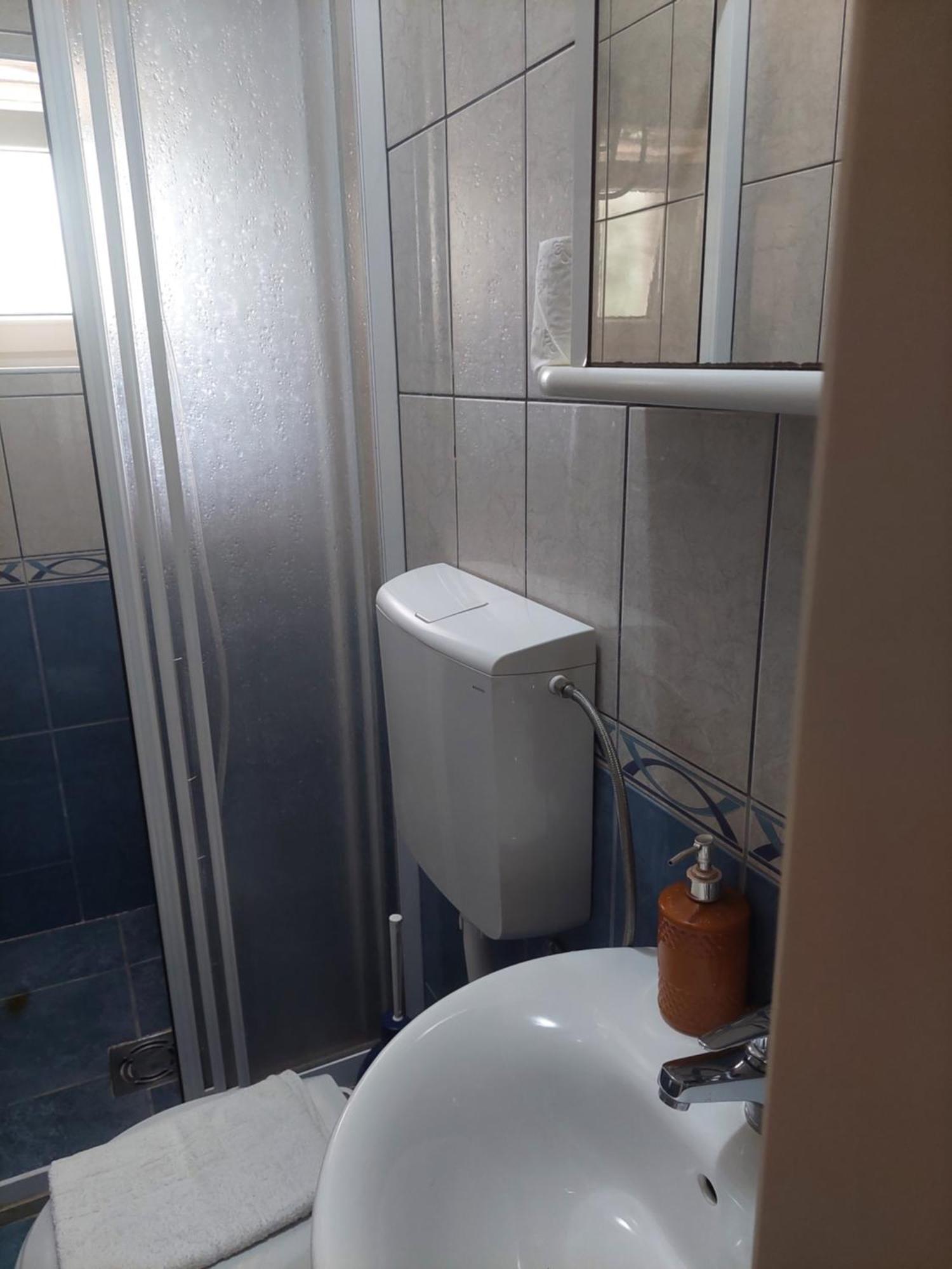 Kjara Apartments Tivat Exterior foto