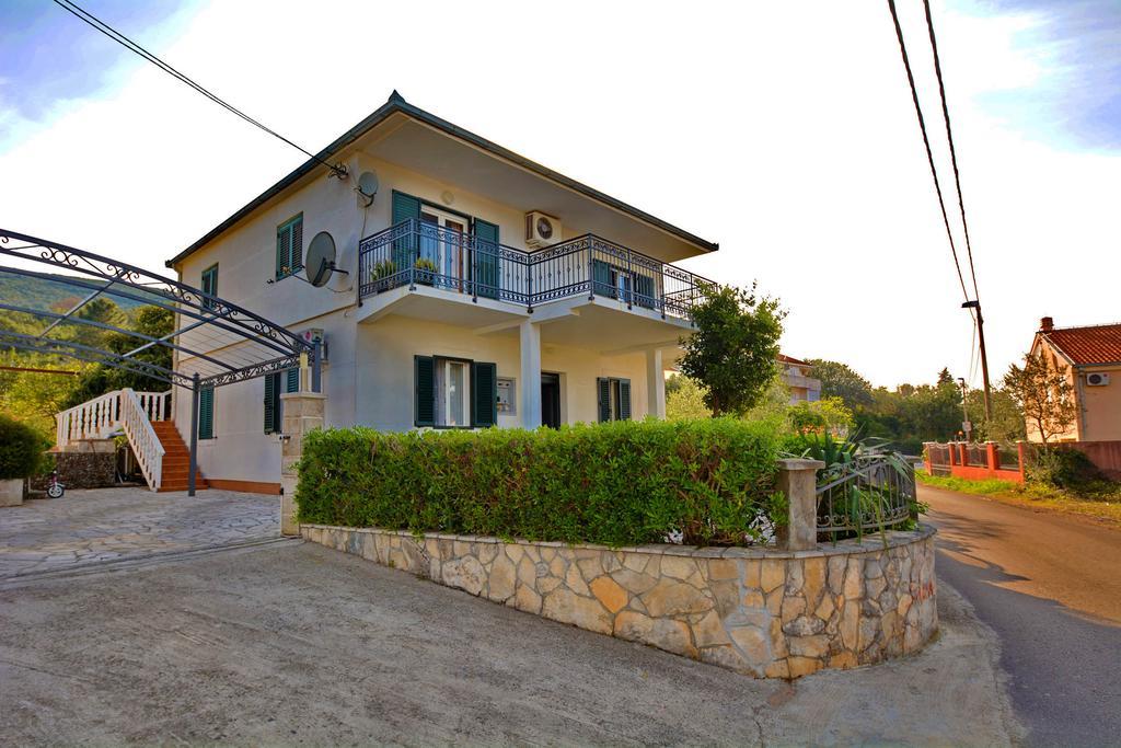 Kjara Apartments Tivat Exterior foto