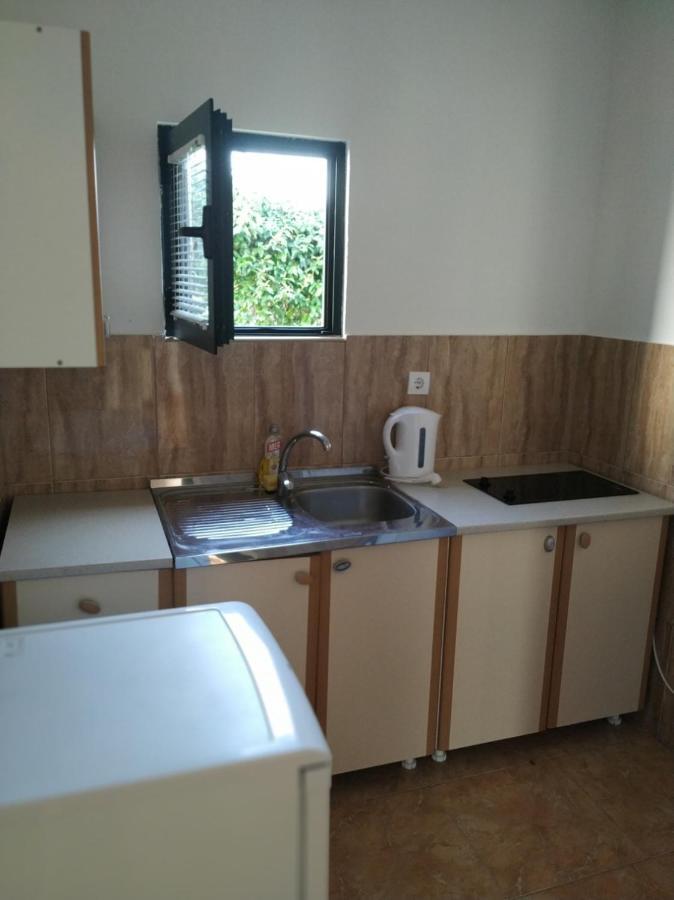 Kjara Apartments Tivat Exterior foto